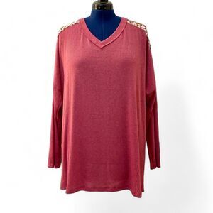 HoneyMe Curvy Hot Pink Knit top with Leopard Print, NEW! Size 2XL